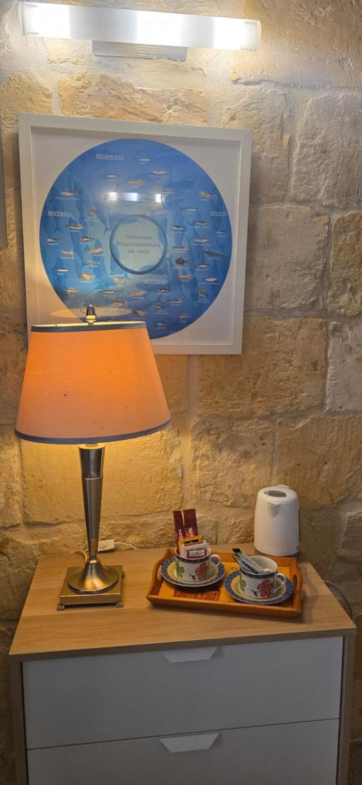 Servants' Quarters Studio Apartment Valletta Exterior photo